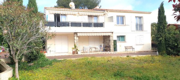 Дом с 5 спальнями в Сен-Рафаэль, Франция № 291176 2