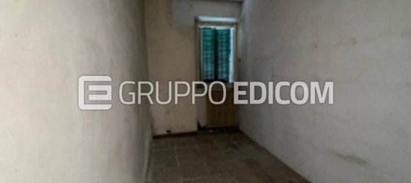 Gewerbliche Immobilie in Pavia, Italy 300m², Nr. 284474 11