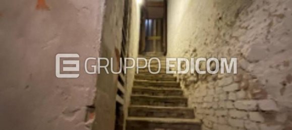 Gewerbliche Immobilie in Pavia, Italy 300m², Nr. 284474 9