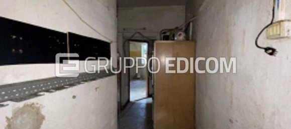Gewerbliche Immobilie in Pavia, Italy 300m², Nr. 284474 10