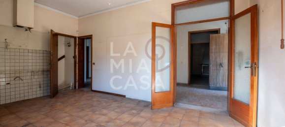 Casa de 9 divisões em Follina, Italy N.º 89297 7