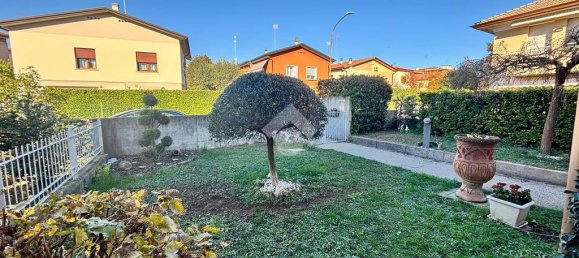 3 bedrooms House in Conegliano, Italy No. 70757 24