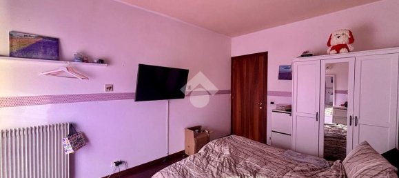 3 bedrooms House in Conegliano, Italy No. 70757 15