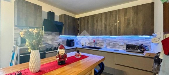 3 bedrooms House in Conegliano, Italy No. 70757 2