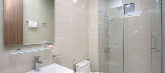 3 bedrooms Apartment in Tay Ho, Vietnam No. 1017 8