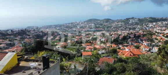  Land in Funchal, Portugal No. 77590 3