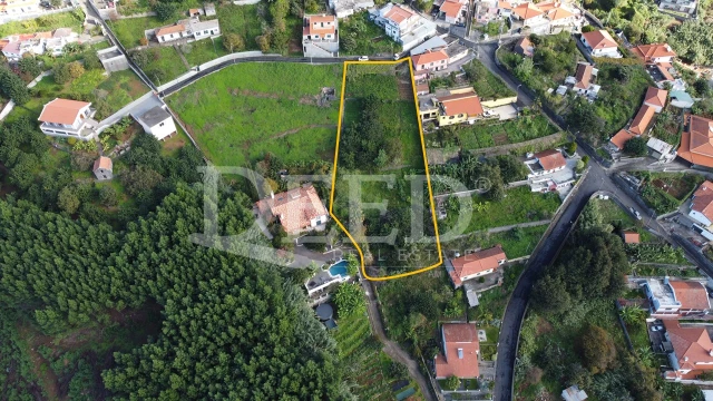  Land in Funchal, Portugal No. 77590