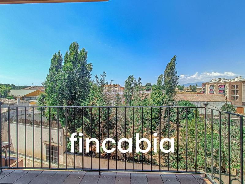 3 bedrooms Apartment in Sils, Spain No. 237114