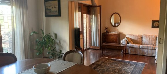 Apartamento de 4 dormitorios en Rome, Italy No. 341779 4