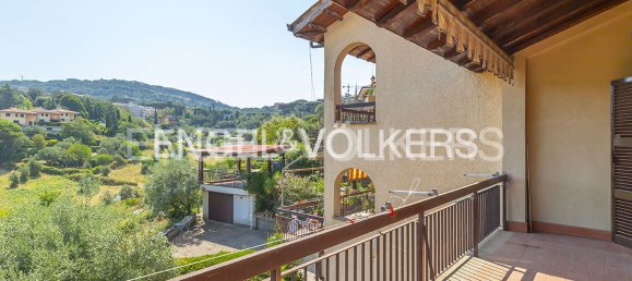 4 bedrooms Villa in Frascati, Italy No. 64948 17