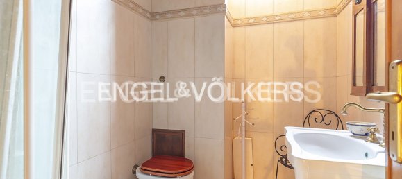 4 bedrooms Villa in Frascati, Italy No. 64948 8