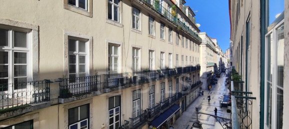 2 Schlafzimmer Wohnung in Lisbon, Portugal, Nr. 210983 6