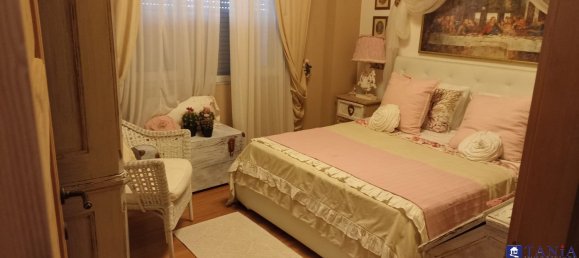 4 rooms Apartment in Carrara, Italy No. 47579 7