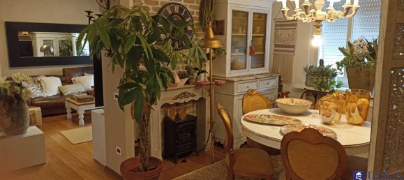 4 rooms Apartment in Carrara, Italy No. 47579 17
