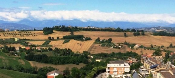 3-salle Penthouse à Fermo, Italy No. 136812 9