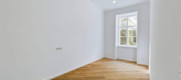 3 rooms Apartment in Meidling, Austria No. 177248 4