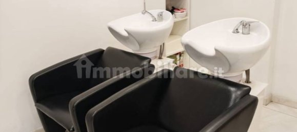 1 room Commercial property in Rome, Italy No. 376216 14