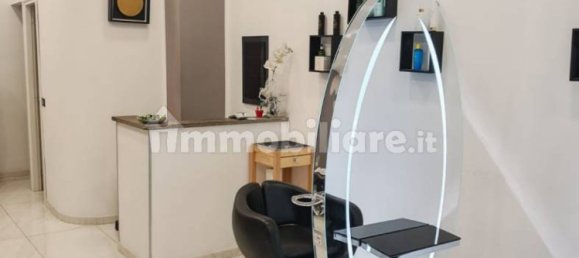 1 room Commercial property in Rome, Italy No. 376216 5