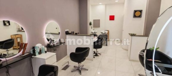 1 room Commercial property in Rome, Italy No. 376216 20
