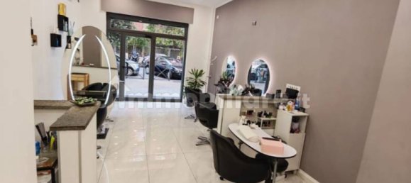 1 room Commercial property in Rome, Italy No. 376216 22