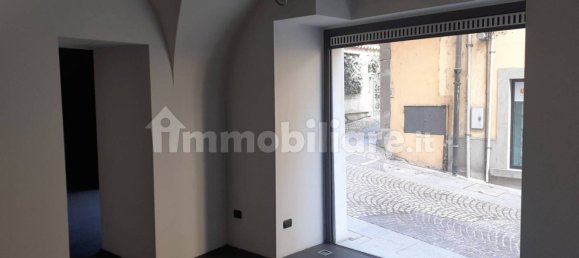 Propiedad comercial de 3 habitaciónes en Palazzolo sull'Oglio, Italy No. 161628 8