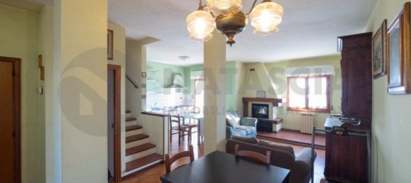 3 bedrooms House in Pelago, Italy No. 199612 4