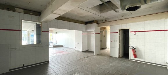 6 rooms Commercial property in Angouleme, France No. 330237 3