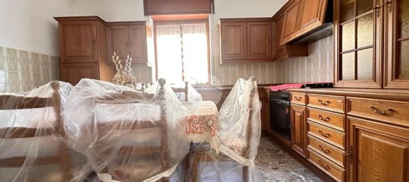 3 rooms Apartment in Luzzi, Italy No. 169216 7