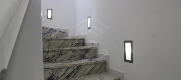 4 bedrooms House in Portimao, Portugal No. 186932 19