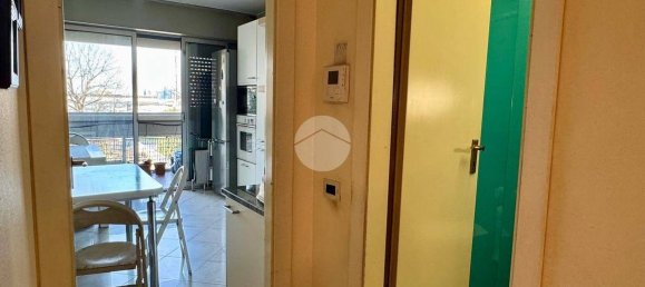 Apartamento de 5 dormitorios en Buccinasco, Italy No. 5098 14