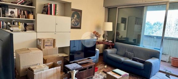Apartamento de 5 dormitorios en Buccinasco, Italy No. 5098 17