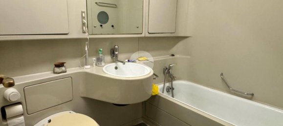 Apartamento de 5 dormitorios en Buccinasco, Italy No. 5098 23