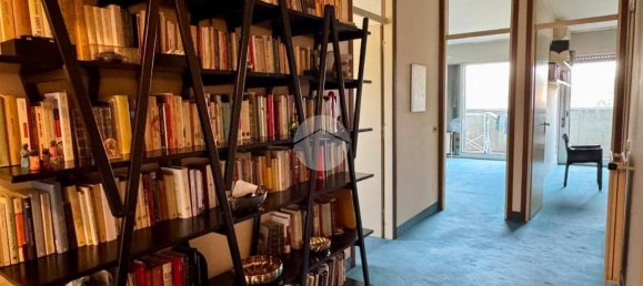 Apartamento de 5 dormitorios en Buccinasco, Italy No. 5098 21