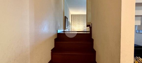 Apartamento de 5 dormitorios en Buccinasco, Italy No. 5098 18