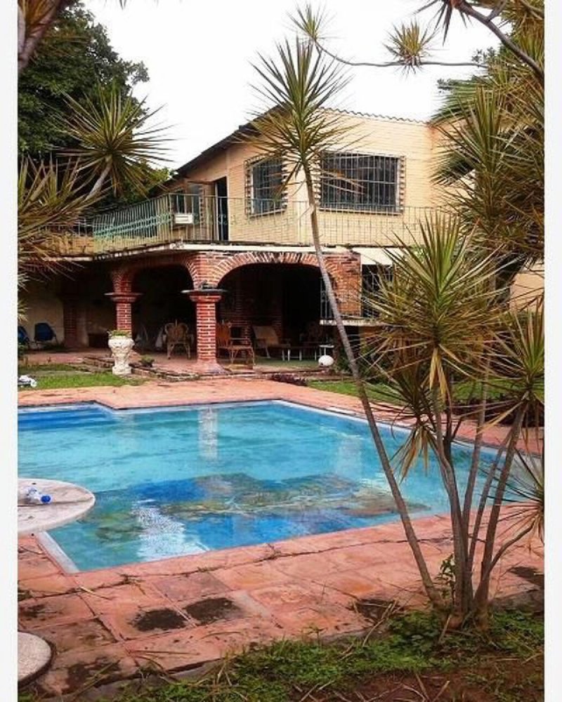 Дом с 6 спальнями в Хьютепек, Мексика № 155211