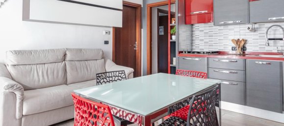 3-salle Appartement à Massa Lombarda, Italy No. 238052 4