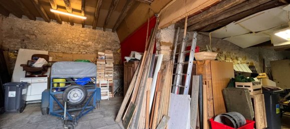 218m² Parking in Bruere-Allichamps, France No. 87014 3