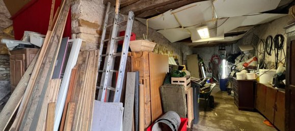 218m² Parking in Bruere-Allichamps, France No. 87014 4