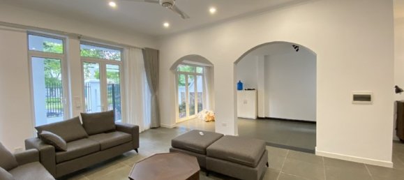 4 Schlafzimmer Villa in Tay Ho, Vietnam, Nr. 19386 2