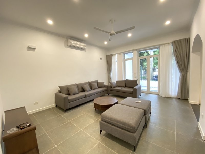 4 Schlafzimmer Villa in Tay Ho, Vietnam, Nr. 19386