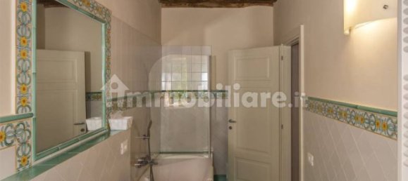 6 bedrooms House in Capannori, Italy No. 270560 18