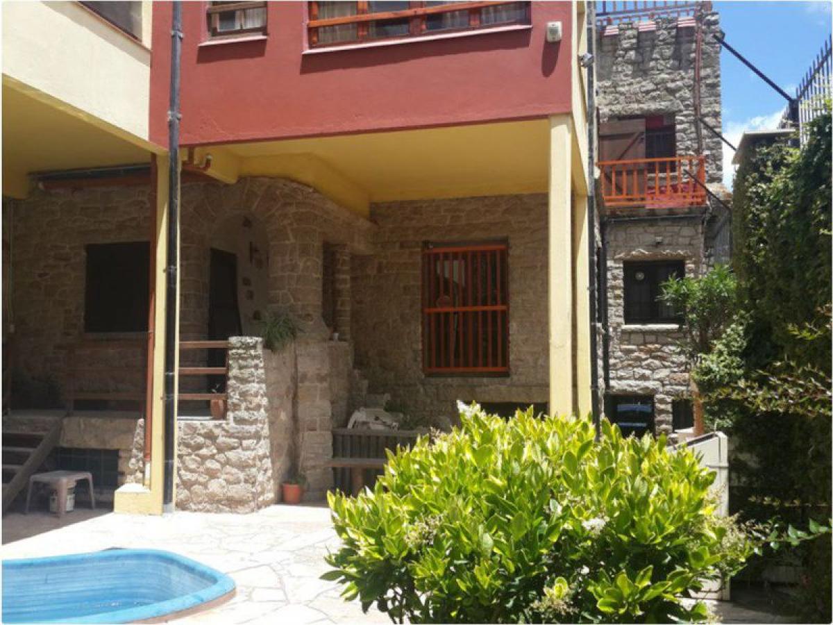 8 bedrooms House in Mar del Plata, Argentina No. 76744