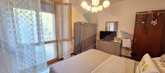 3 rooms Apartment in Modena, Italy No. 27670 15