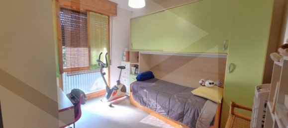 3 rooms Apartment in Modena, Italy No. 27670 21