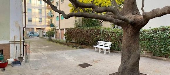 3 rooms Apartment in Follonica, Italy No. 123170 14