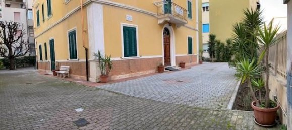 3 rooms Apartment in Follonica, Italy No. 123170 13