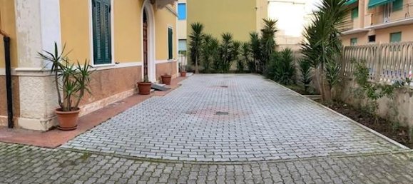 3 rooms Apartment in Follonica, Italy No. 123170 12