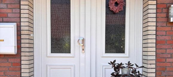 5 bedrooms House in Leer, Germany No. 333933 2