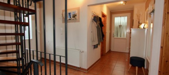 5 bedrooms House in Leer, Germany No. 333933 8