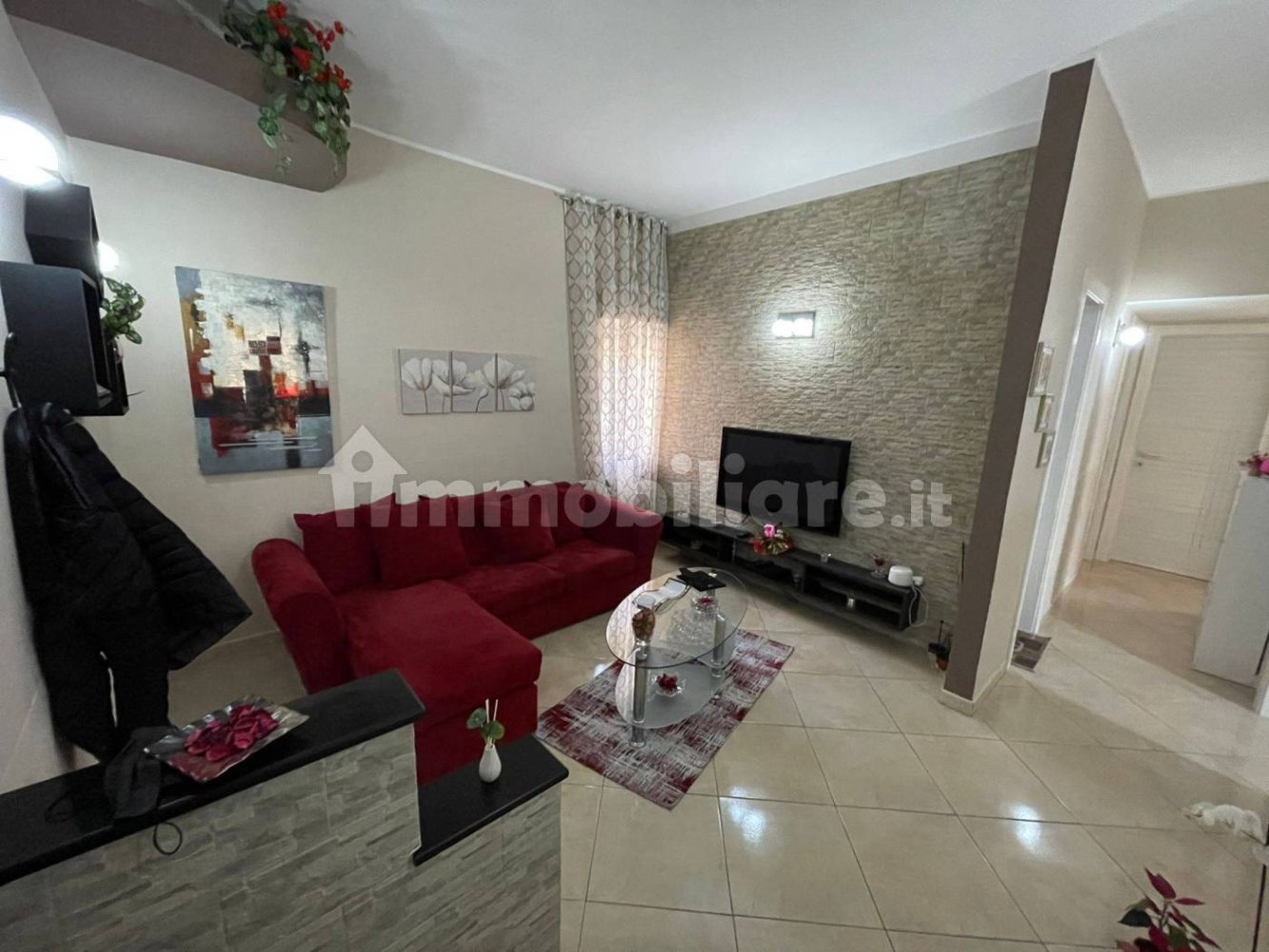 2 Schlafzimmer Wohnung in Messina, Italy, Nr. 224359